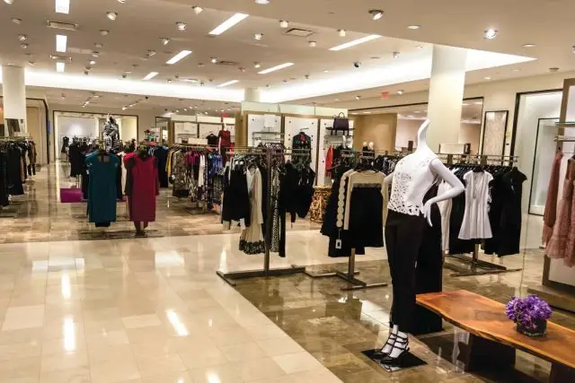 LED T8 Retrofit Tubes Lighting for Retail Space
