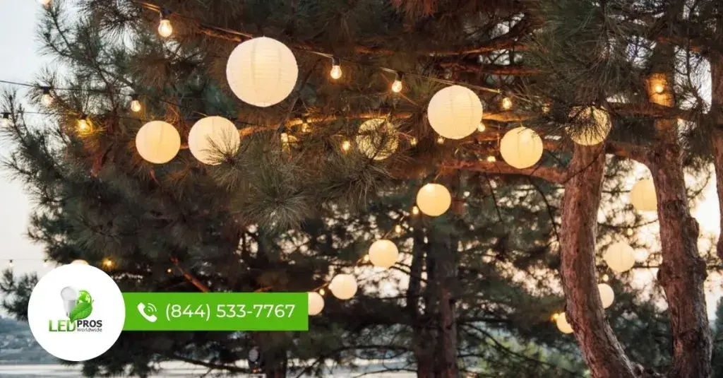 Mix Up Your Outdoor Lights for More Atmosphere