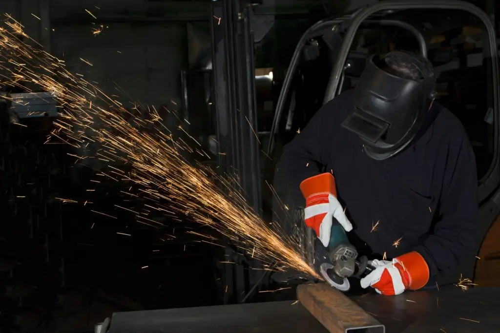 Enhance Team Safety with Reliable Explosion Proof Lighting